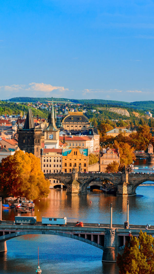 Vltava Bridge Guide