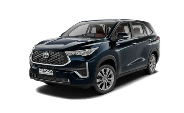 Toyota Innova Hycross 2025