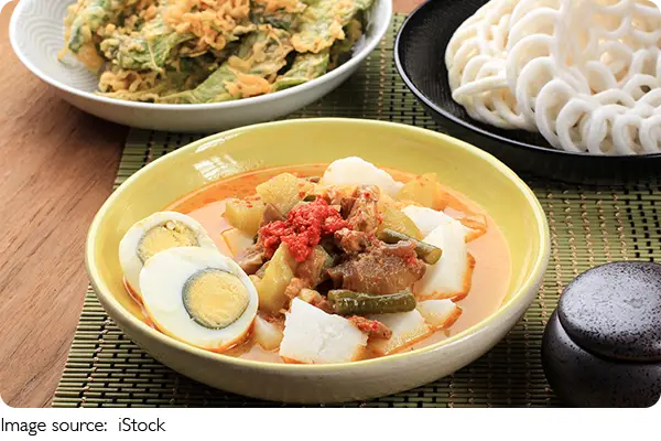 Kuliner Lontong Lokal