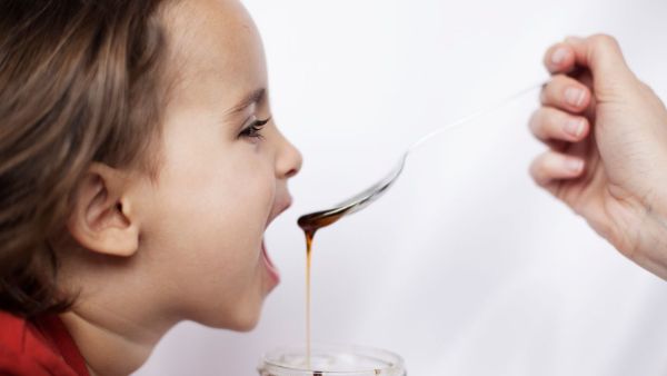 Should the child be given honey before the age of one year? Learn from experts