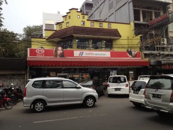 5 Swalayan Jadul di Jakarta Ini Masih Bertahan Sampai Sekarang