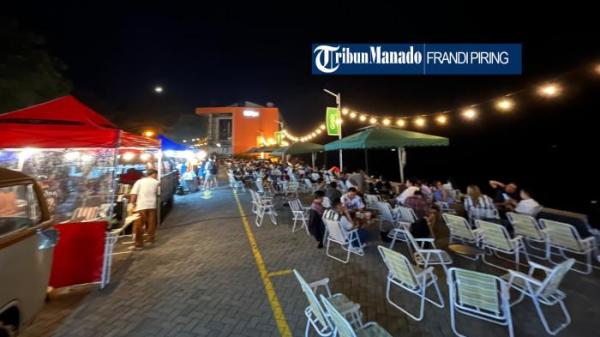 UMKM - Suasana di Sun Bay Bahu, area Plaza Bahu Mall, Kelurahan Bahu, Kecamatan Malalayang, Kota Manado, Sulut, Jumat (29/8/2025) malam. Lokasi dipadati para pengunjung yang dimanjakan dengan pemandangan laut malam dan vibes estetik.