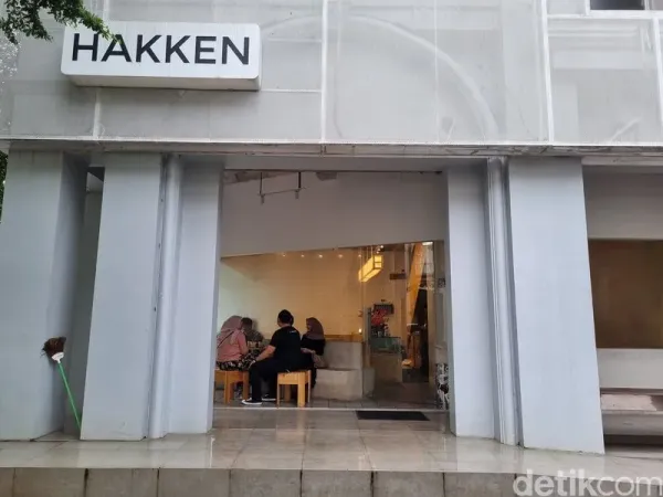 Hakken, kafe bernuansa Jepang di Bekasi.