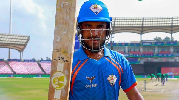 26 sixes, 397 runs became ... This Indian batsman scored a century in just 39 balls