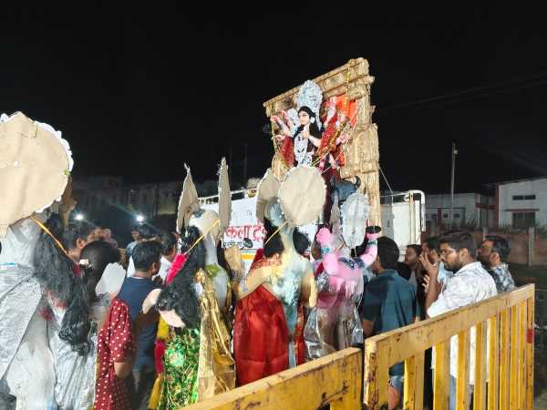 Immersion of Durga statues