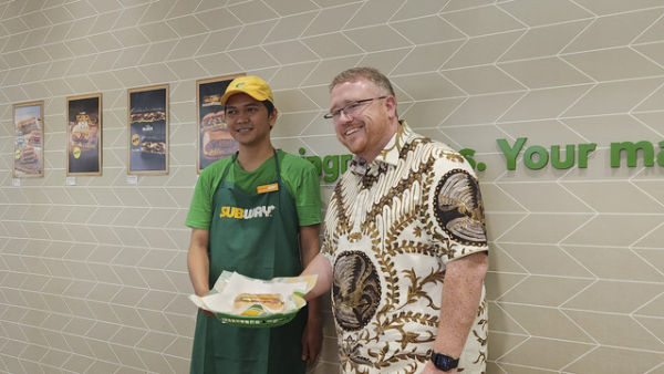 Subway Indonesia rayakan hari jadi ke-4 tahun dan luncurkan menu baru philly cheese steak. Foto: Azalia Amadea/kumparan
