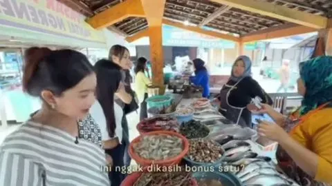 Aksi Penjual Ikan di Pasar Jogja Ini Jadi Sorotan, Tagih Pembeli 2 Kali