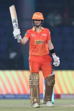 Laura Wolvaardt 5 players UP warriorz