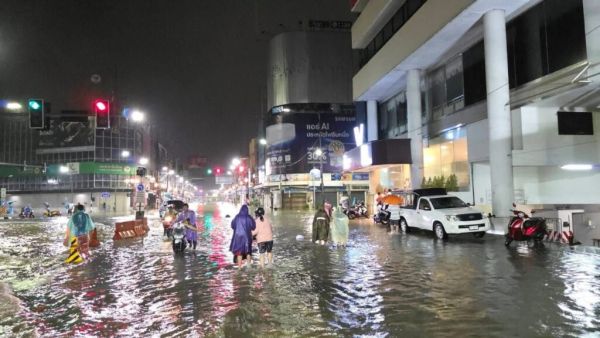 น้ำท่วมหนักสงขลา กเลิกงานประชุมใหญ่หอการค้าทั่วประเทศ