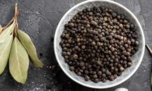 Black Pepper For Hair
