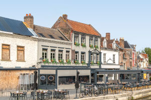 Armentières: Easy Escape