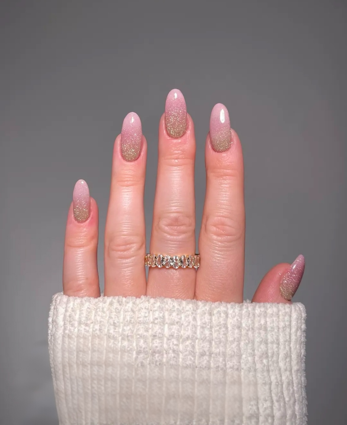 4 mẫu móng phải thử