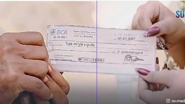CEK PALSU - Mahar cek Rp 3 miliar Kakek Tarman. Kini Polres Pacitan Akan Selidiki Cek tersebut asli atau palsu.
