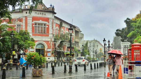 Kota Lama Semarang, satu tempat wisata dekat Stasiun Tawang buat liburan akhir tahun