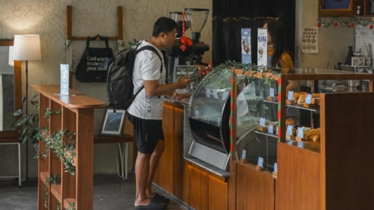 Roketto Coffee & Co, kafe 24 jam di Malang, Jawa Timur.