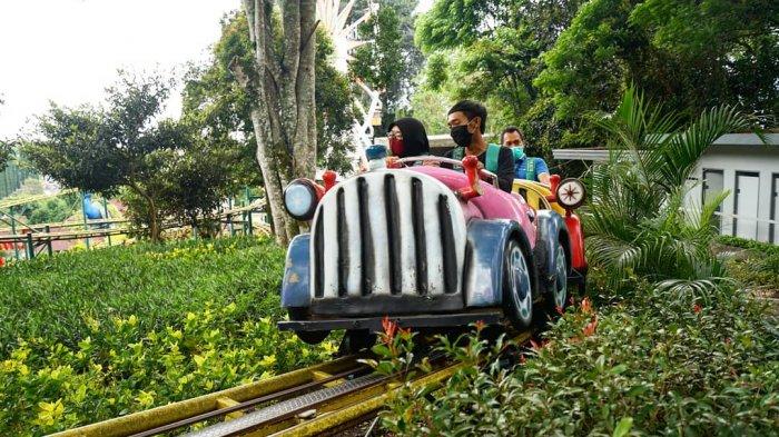 Family Coaster di Taman Rekreasi Selecta.