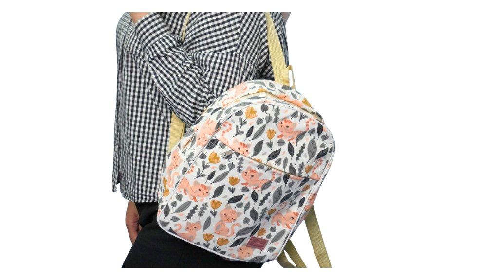 Tas Ransel Kanvas Motif Daun mix Kucing dari El Rumi