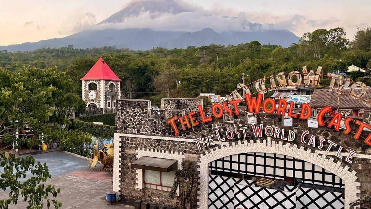 The Lost World Castle, tempat wisata di Jogja bak negeri dongeng.