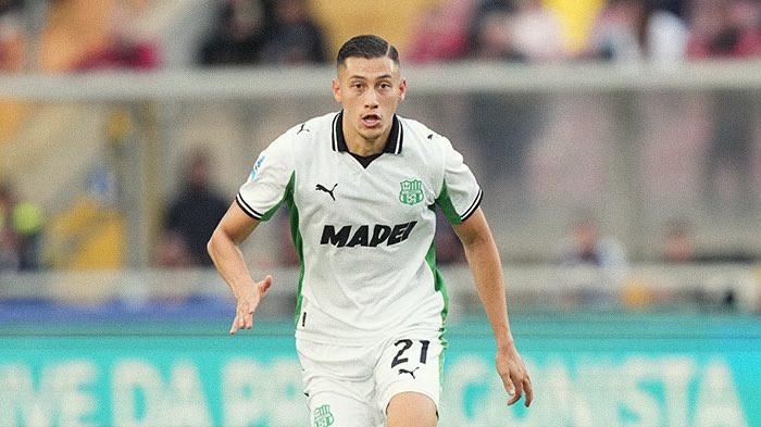 ABROAD JAY IDZES - Pemain Timnas Indonesia, Jay Idzes, dalam penampilan abroad bersama US Sassuolo pada pertandingan menghadapi Lecce dalam lanjutan pekan ke-7 Serie A 2025/26 di Stadio Via del Mare, 18 Oktober 2052. (X Sassuolo - 27/10/2025)