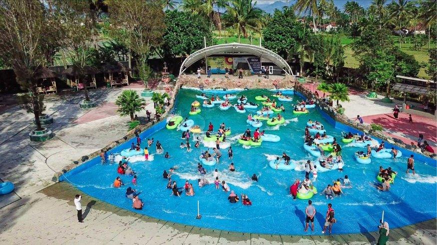 Sabda Alam Water Park, tempat wisata hits di Garut.
