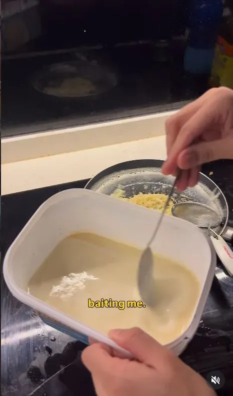 Es krim dicampur nasi biryani Es krim dicampur nasi biryani.