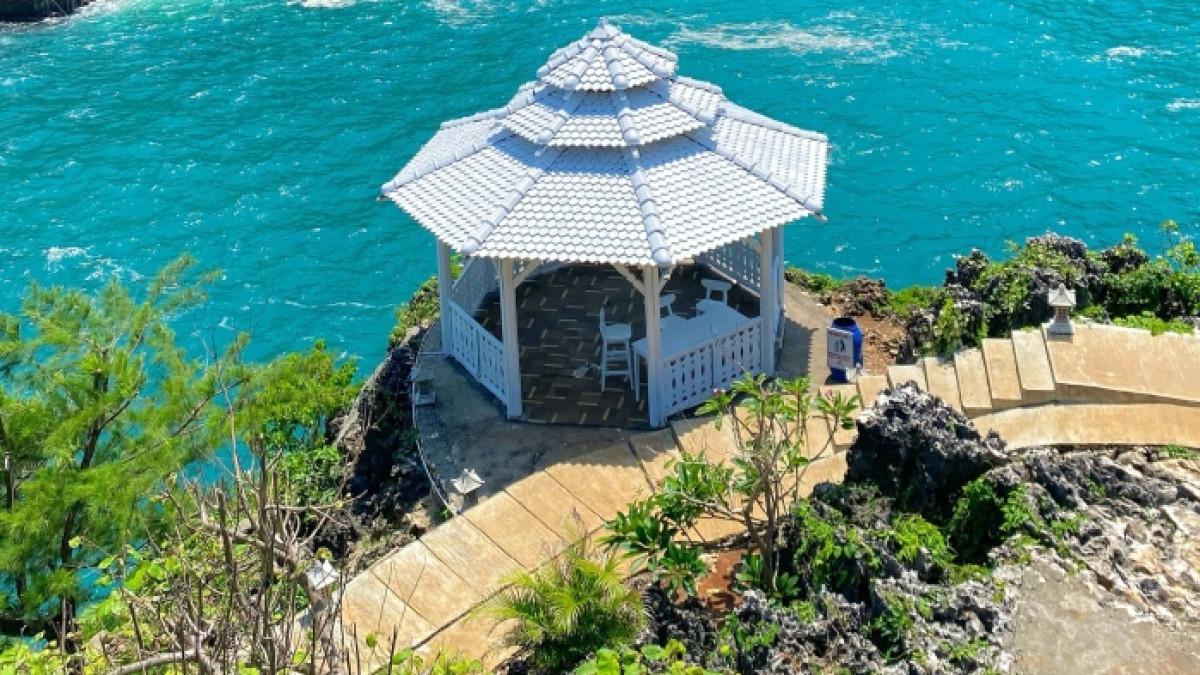Gazebo di Gesing Wonderland, tempat wisata baru dan hits di Gunungkidul, Jogja.