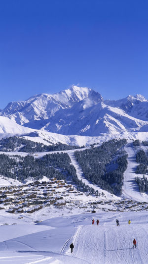 Alpine Ski Escape
