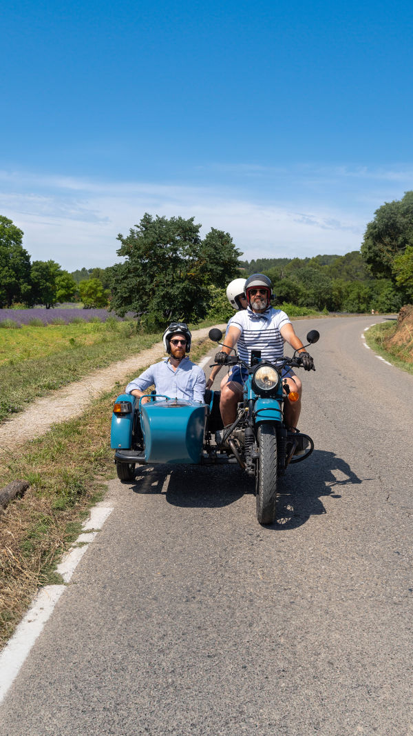Travel Smart, Not Crowded