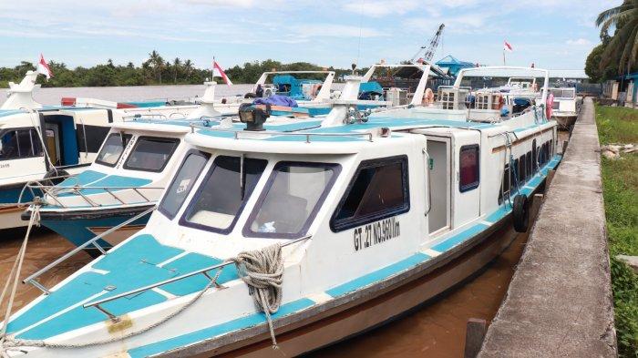 JADWAL SPEEDBOAT – Aktivitas di Pelabuhan Kayan II Tanjung Selor sebelum keberangkatan menuju Tarakan, pada Kamis (8/1/2026). Sebanyak 23 armada speedboat reguler siap melayani penumpang rute Tanjung Selor ke Tarakan, sejak pagi hingga sore hari. (TribunKaltara.com/Desi Kartika)