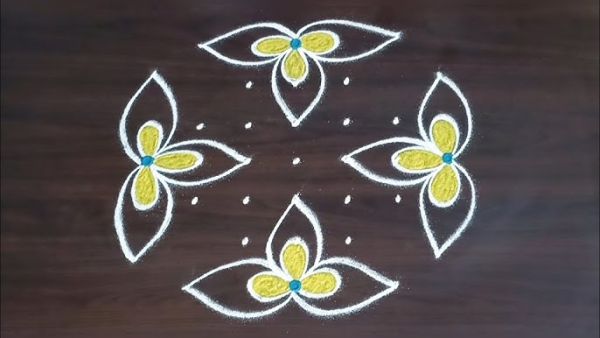 Minimal Rangoli Design for Small Space | 5 Minute Flower Diya Rangoli 🌸🪔