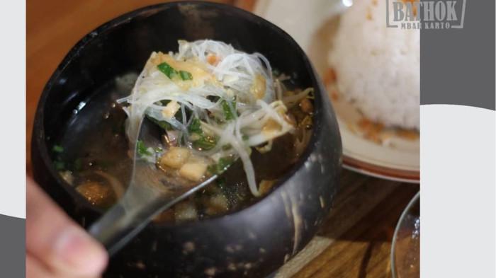 Salah Satu Sajian Soto Bathok Mbah Katro