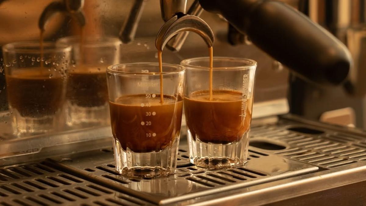 Sixtytwo Coffee, satu kafe di Gatsu Solo yang bisa menjadi referensi tempat nongkrong.