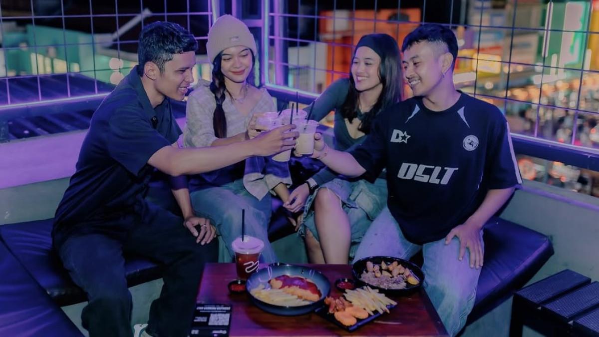 23 Degrees Coffee & Bar, satu kafe di Gatsu Solo yang bisa menjadi referensi tempat nongkrong.