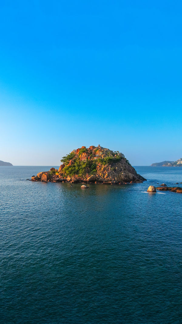 Acapulco: Thrill & Chill