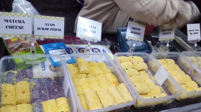 Rison Qween Outlet, Selasa (13/1/2026)