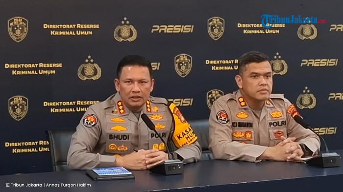 Kabid Humas Polda Metro Jaya Kombes Budi Hermanto saat menyampaikan update kasus  
