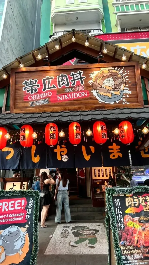 Antre Panjang Jadi Peluang, Wanita Ini Buka Jastip Antrean Nikudon Viral Antre Panjang Jadi Peluang, Wanita Ini Buka Jastip Antrean Nikudon Viral