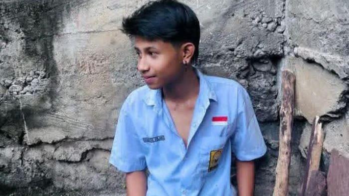 PENYELIDIKAN -Godbless Solang semasa hidup. Siswa SMP Negeri 1 Manado ini ditemukan tak bernyawa di Lingkungan I, Kelurahan Mahakeret Barat, Kecamatan Wenang, Kota Manado, Sulawesi Utara, Selasa (20/1/2026). Kapolsek Wenang AKP Verry Liwutang mengungkapkan, korban diduga mengalami tindak kekerasan sebelum meninggal dunia.