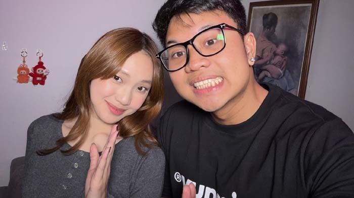 JULE MUNCUL DI LIVE STREAMING: Kemunculannya pertama kali di live streaming Bigmo (kanan) ditertawakan Jefri Nichol, Jule (kiri) cuek ungkap tipe cowok idamannya untuk jadi suami.