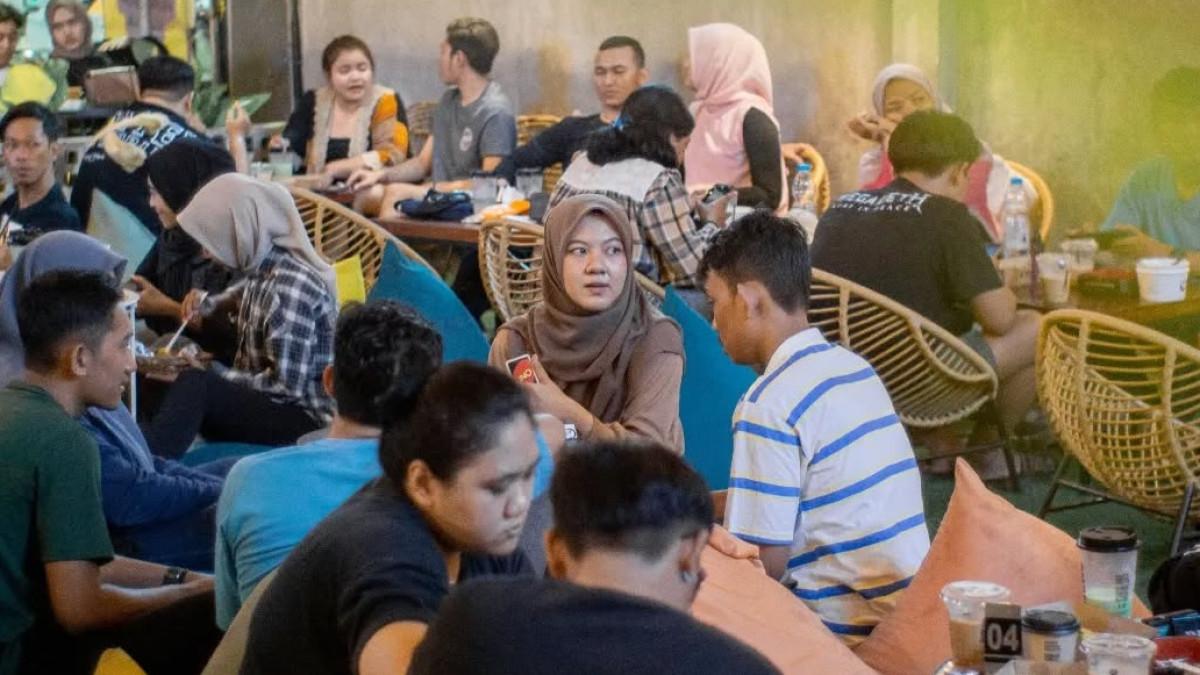Otewekopi, satu kafe dekat Tunjungan Plaza Surabaya buat nongkrong dan nugas.