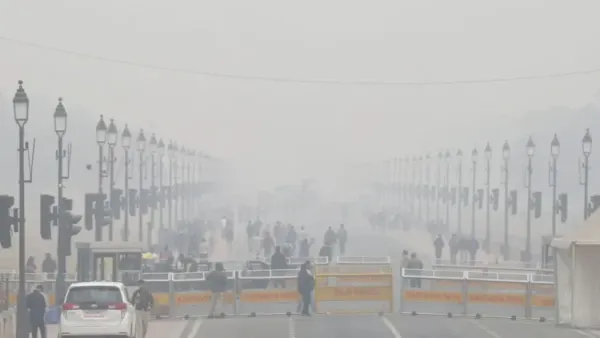 Delhi Air Quality Stays Poor as Foggy Weather Persists This Week