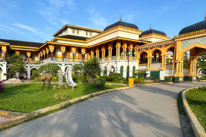 Medan: Not Just Transit