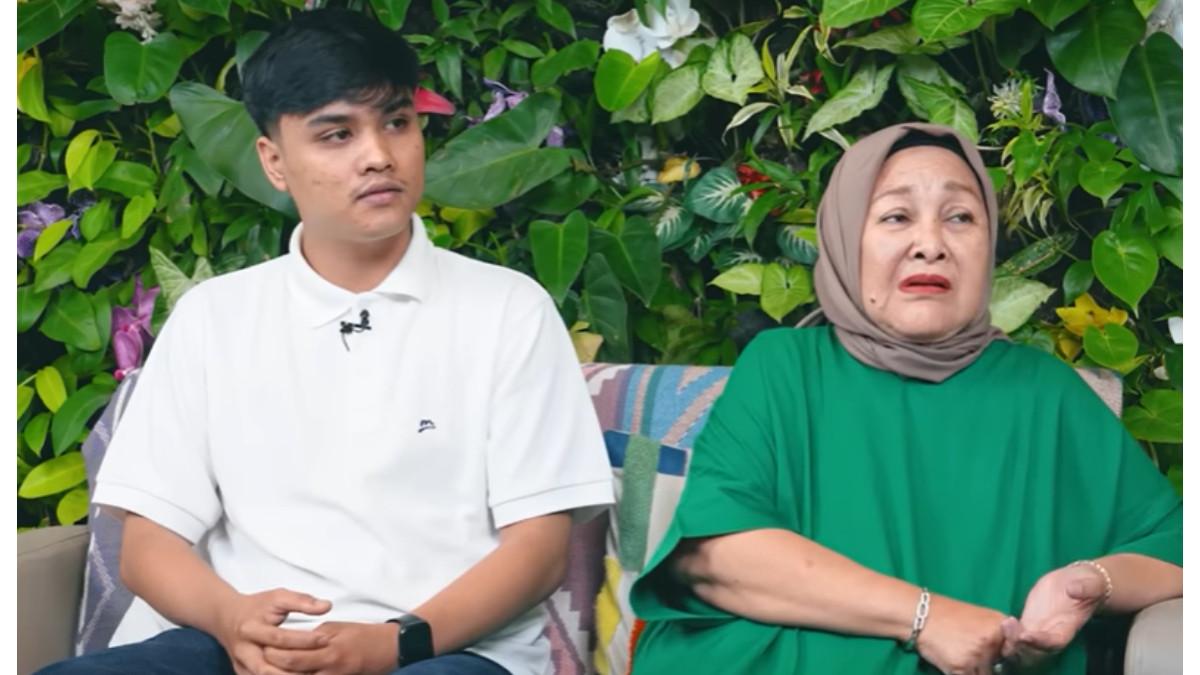 POLEMIK PENGAKUAN ANAK - Ressa Rizky Rossano sempat tampil di podcast YouTube Denny Sumargo. Pihak Denada menyayangkan keputusan Ressa tampil di podcast.