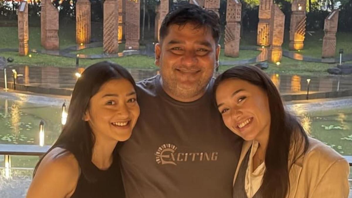 KEMATIAN LULA LAHFAH - Potret ayah Lula Lahfah yang bernama Muhammad Feroz (tengah).