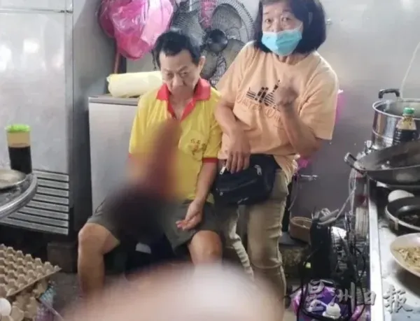 Muntah Darah Tak Hentikan Semangat Kakek 71 Tahun Penjual Kwetiau Legendaris