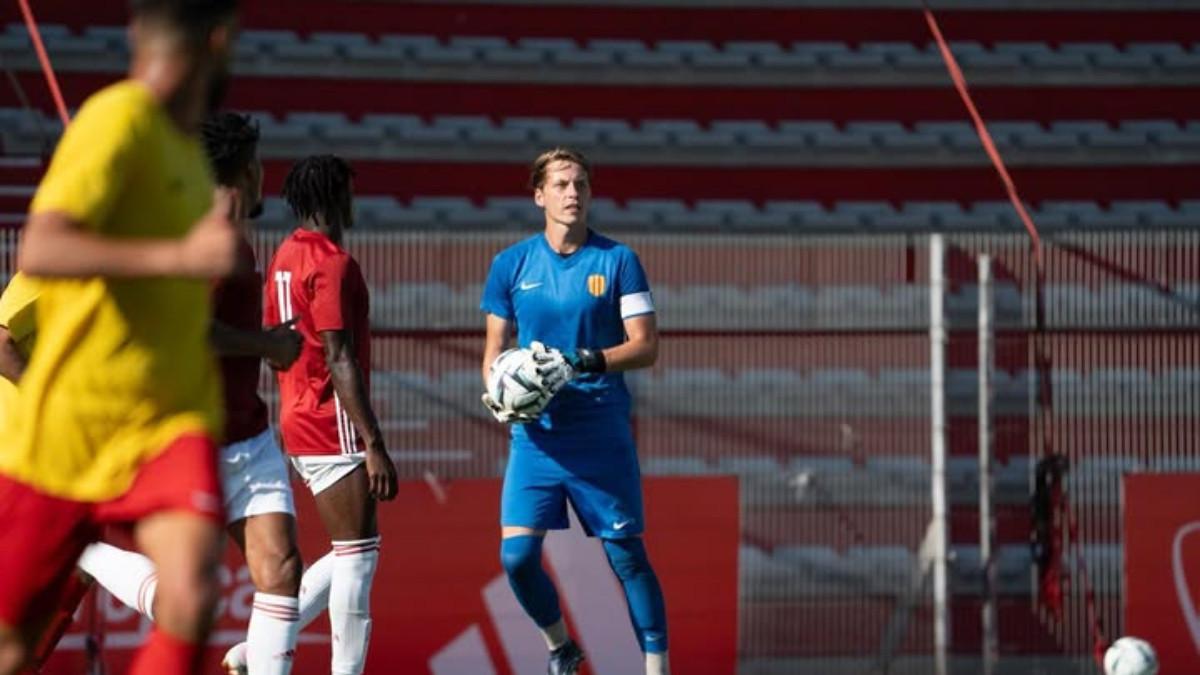 RUMOR TRANSFER - Potret kiper asal Prancis jebolan Rennes, Romain Caignon.