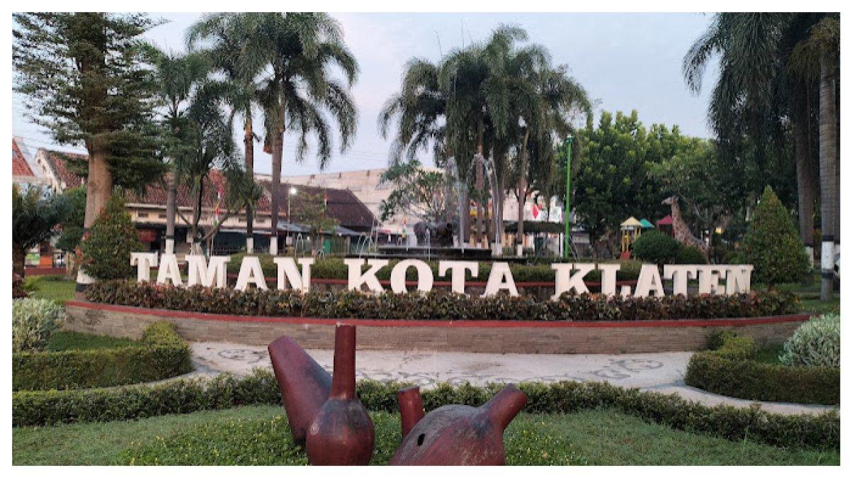 TAMAN KOTA KLATEN - Taman di Alun-Alun Kota Klaten (TribunTrends.com/Google Maps WNS PRANATA)