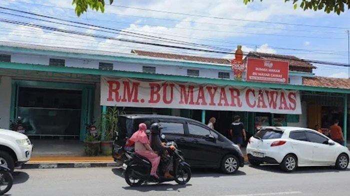 SEJARAH KULINER LEGENDARIS - Potret Warung Makan Bu Mayar Cawas di Jalan Raya, Dusun II, Cawas, Klaten, Jawa Tengah, pada 2023 lalu. Begini sejarah Warung Makan Bu Mayar Cawas.