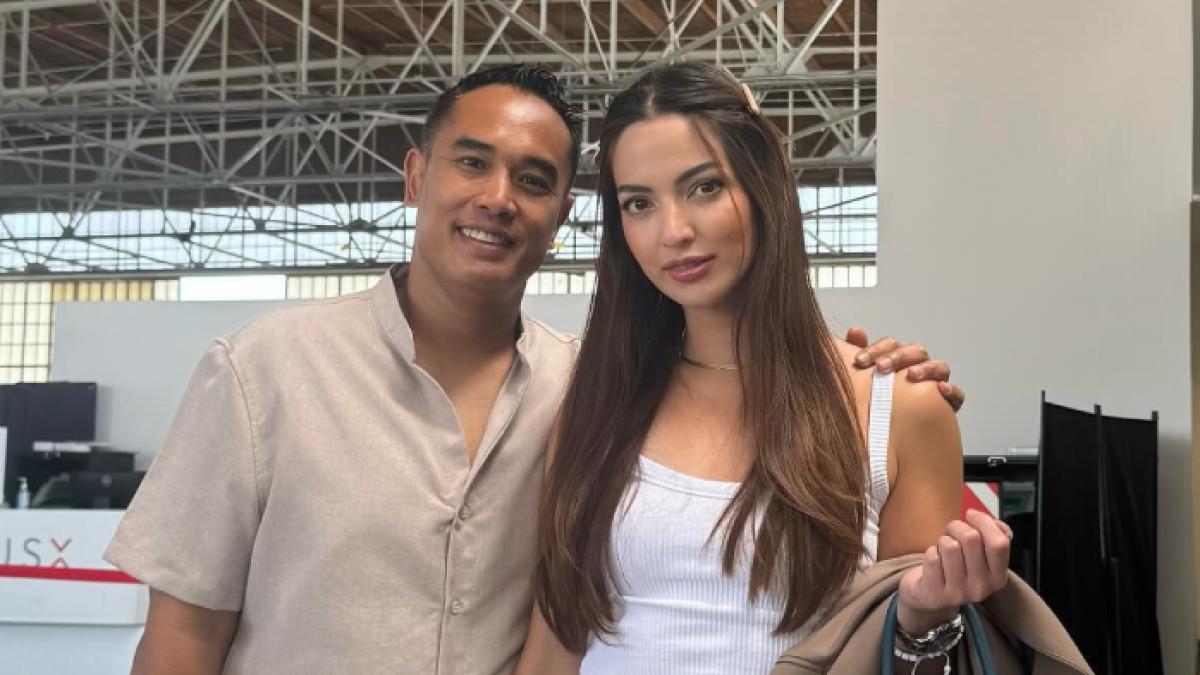 NIA RAMADHANI ARDI - Ardi Bakrie dan istrinya Nia Ramadhani.