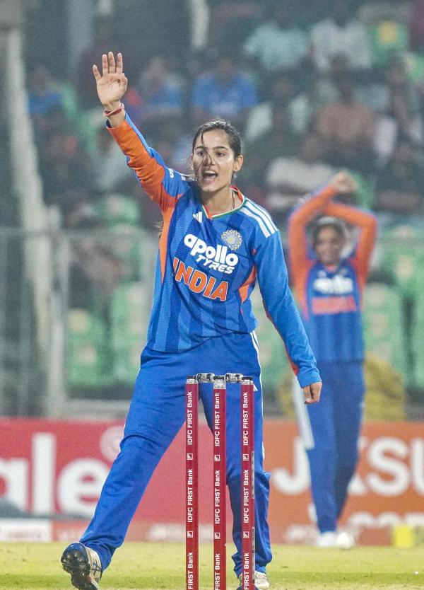 The India international was brought in by Mumbai Indians as an injury replacement for G. Kamalini.